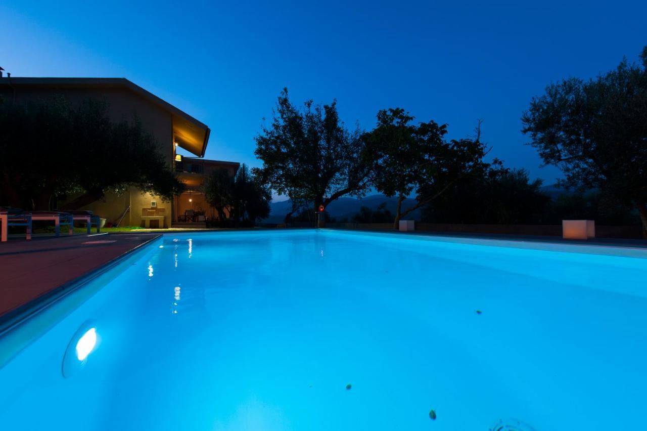 Penelope Dream Pool Villa Minia ภายนอก รูปภาพ
